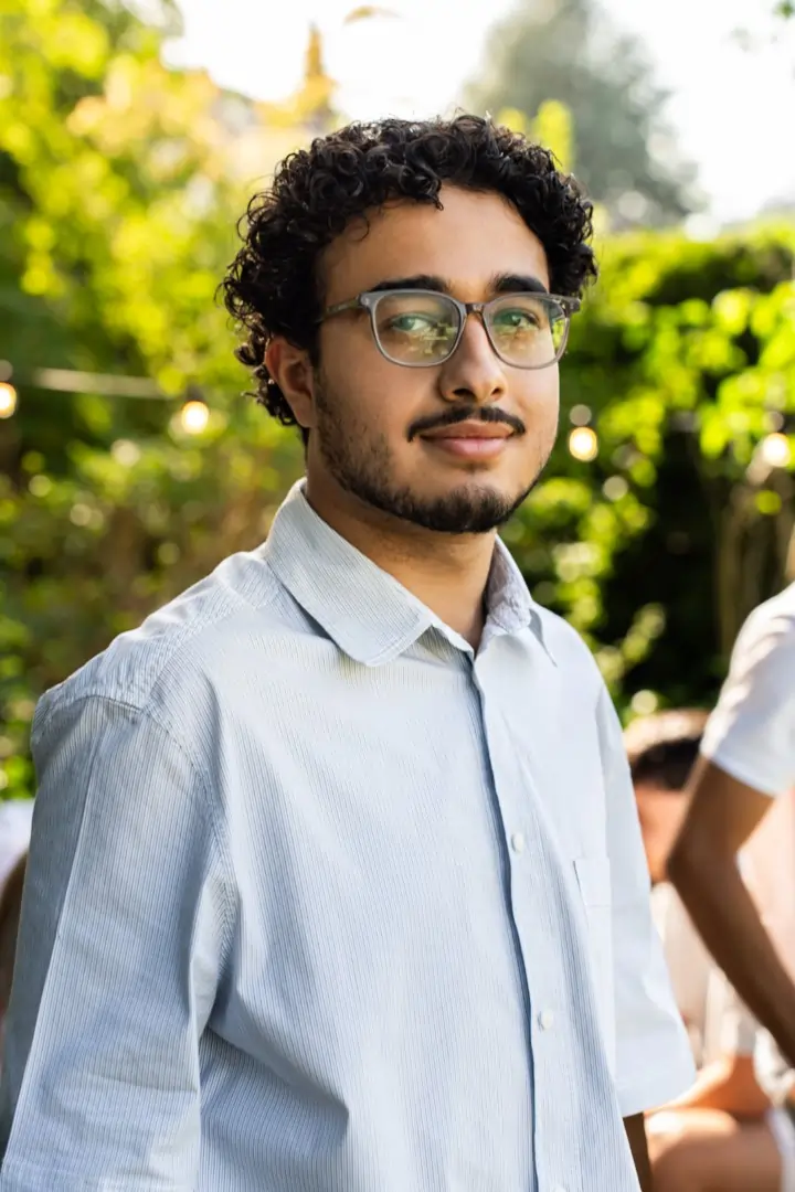 Portrait de JOHN KASHEF